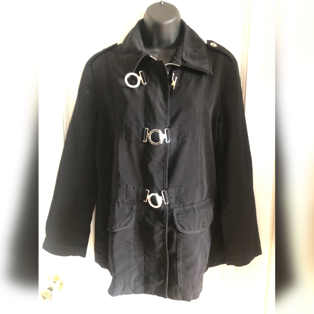Fitzwright Black Coat